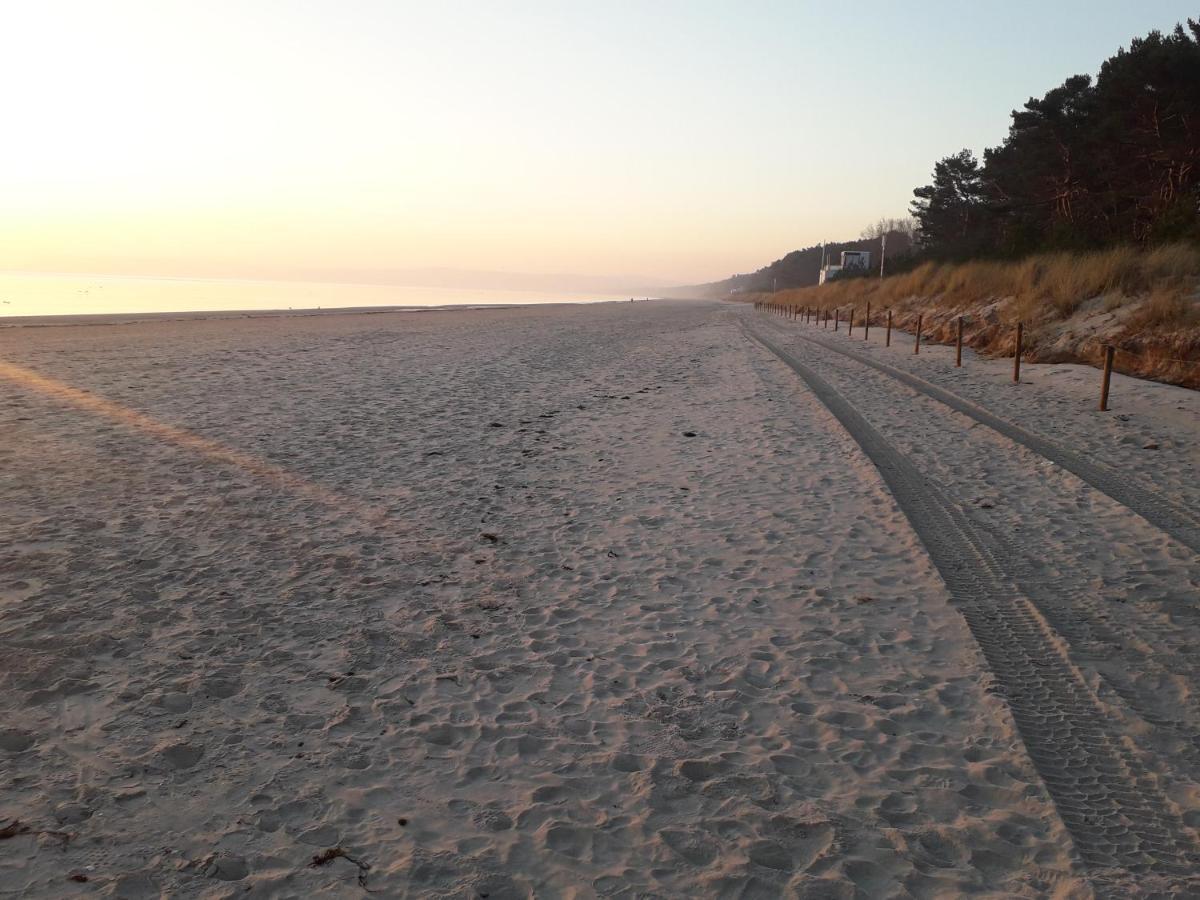 Ankerplatz Am Suedstrand, Fewo Mit 2 Schlafzimmer Und Eigenen Strandkorb ビンツ エクステリア 写真